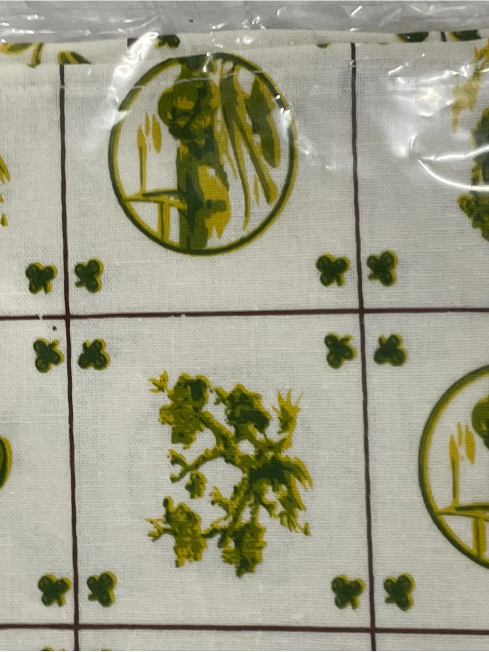 NWT Unopened Charles Gallen Linen Tea Towel - Bought in Ireland some time back
